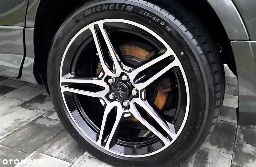 Ford Kuga - 7