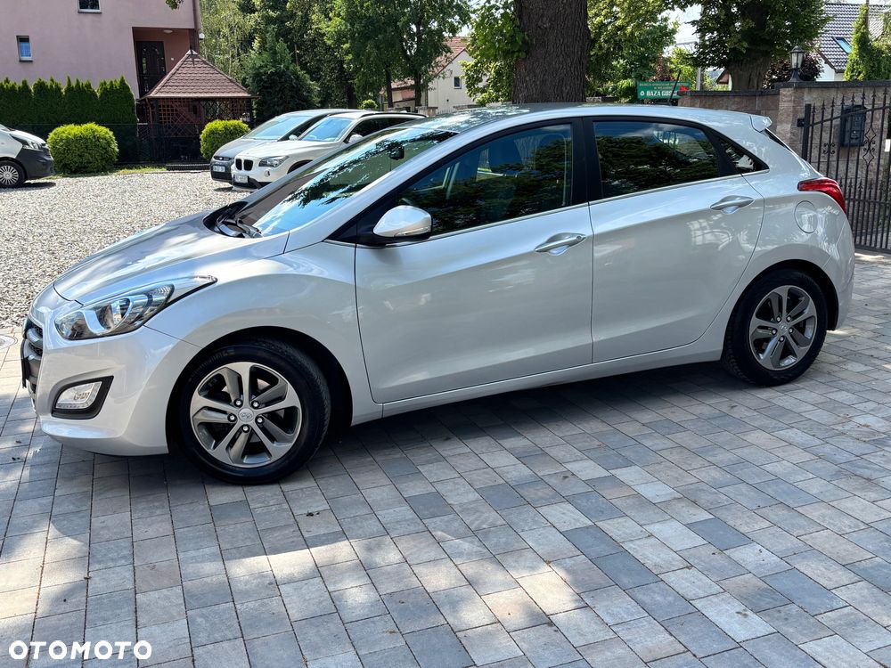 Hyundai i30 1.6 CRDi Premium - 3