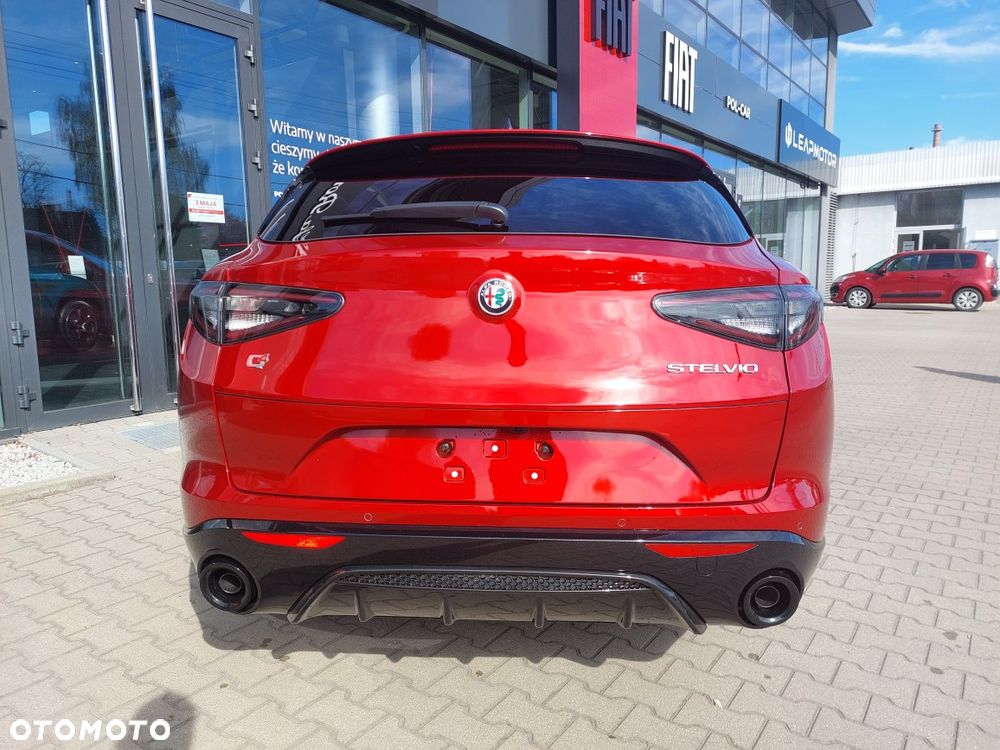 Alfa Romeo Stelvio 2.0 Turbo Intensa Q4 - 6