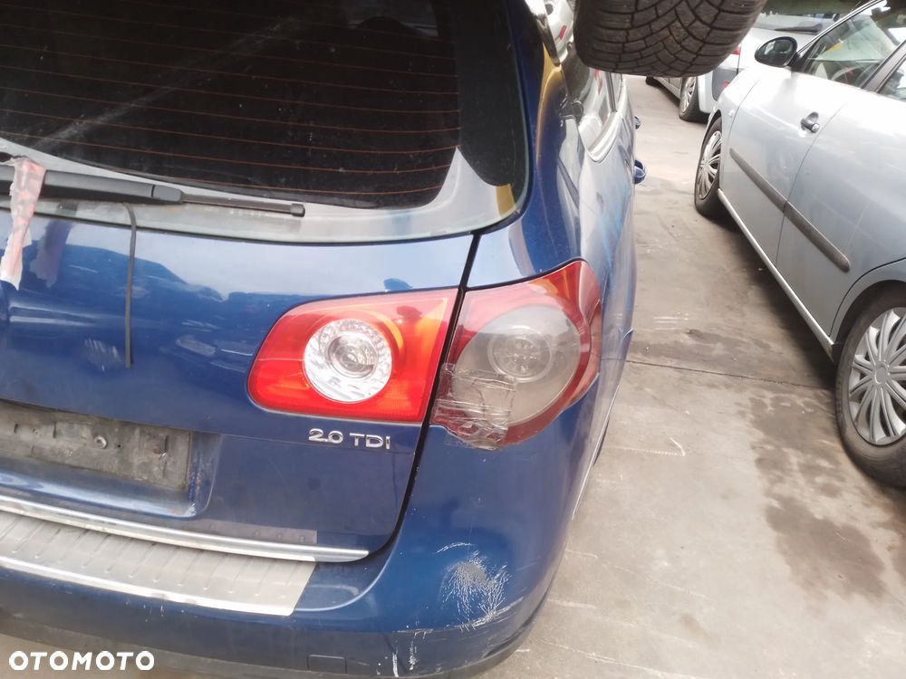 VW PASSAT B6 KOMBI 2.0 TDI BMP 05-09r - KLAPA BAGAŻNIKA  LC5E - 12