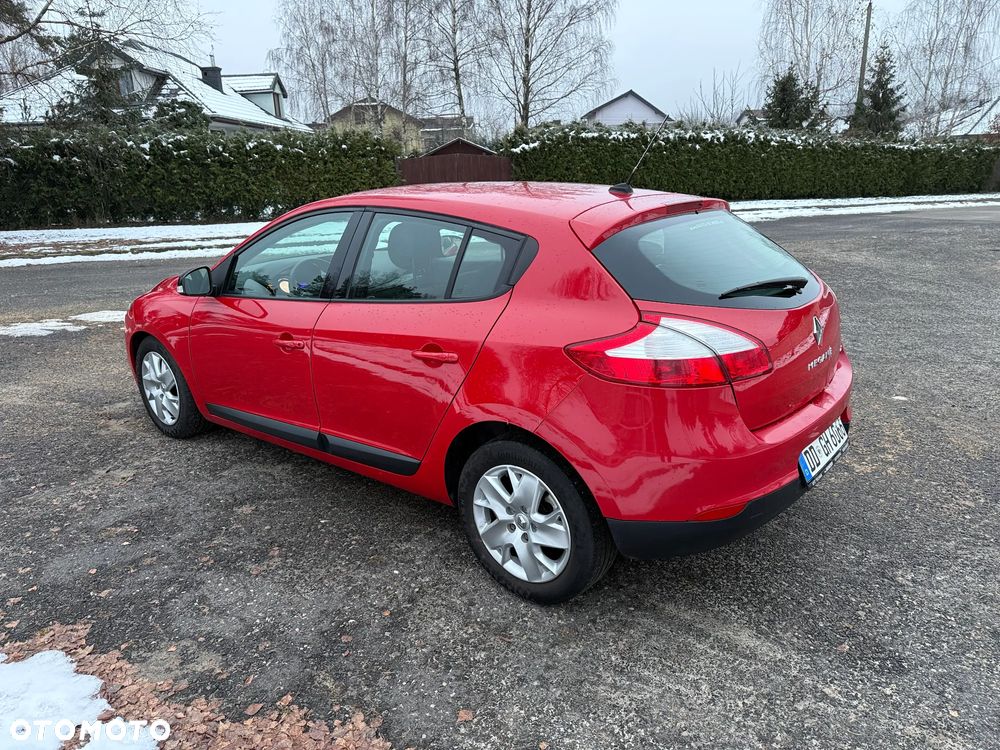 Renault Megane ENERGY dCi 110 Start & Stop Expression - 24