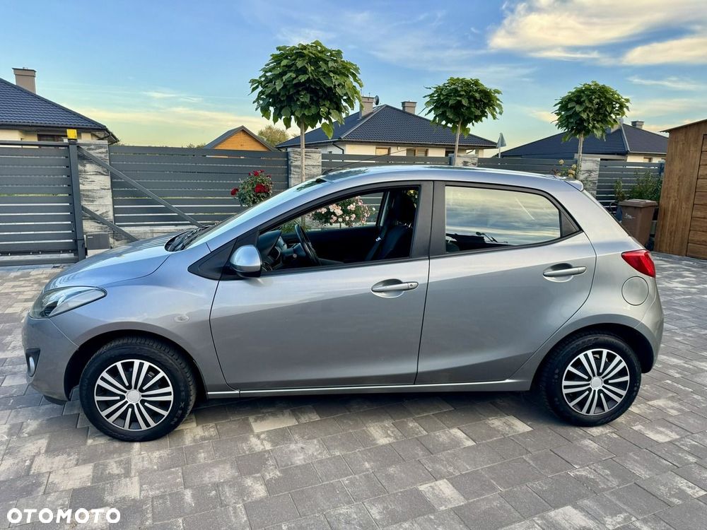 Mazda 2 - 17