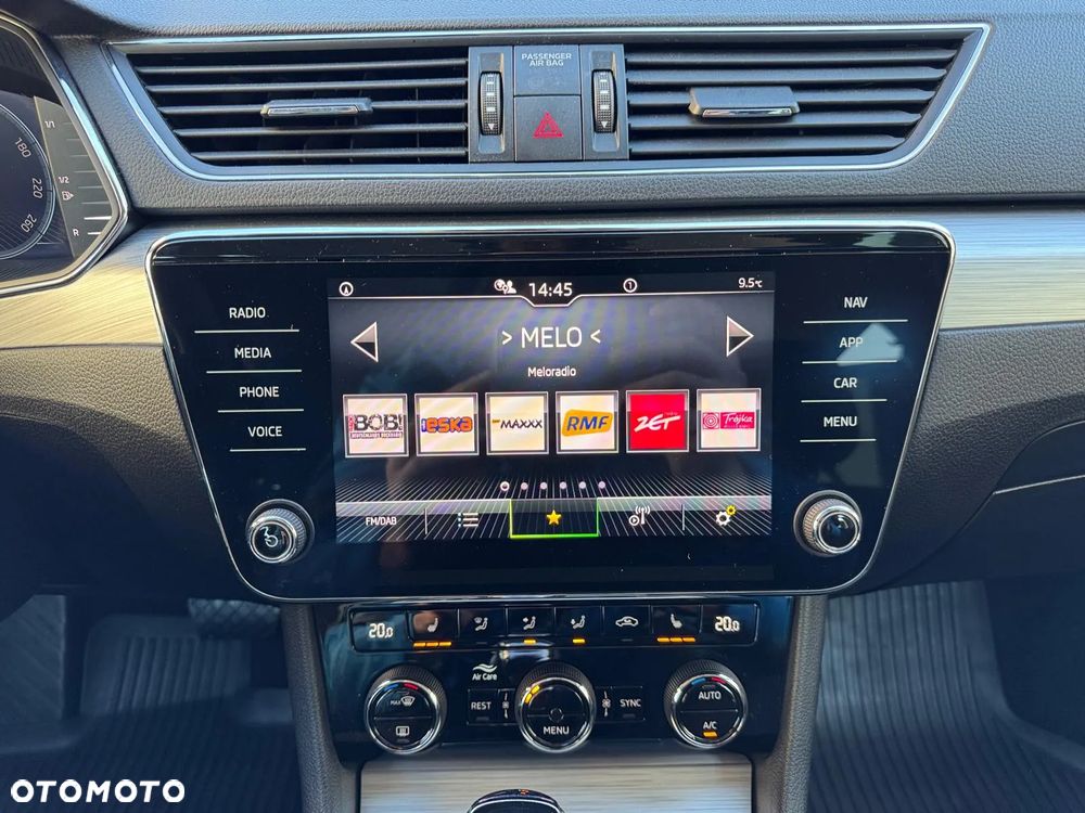 Skoda Superb 2.0 TDI SCR Ambition DSG - 20