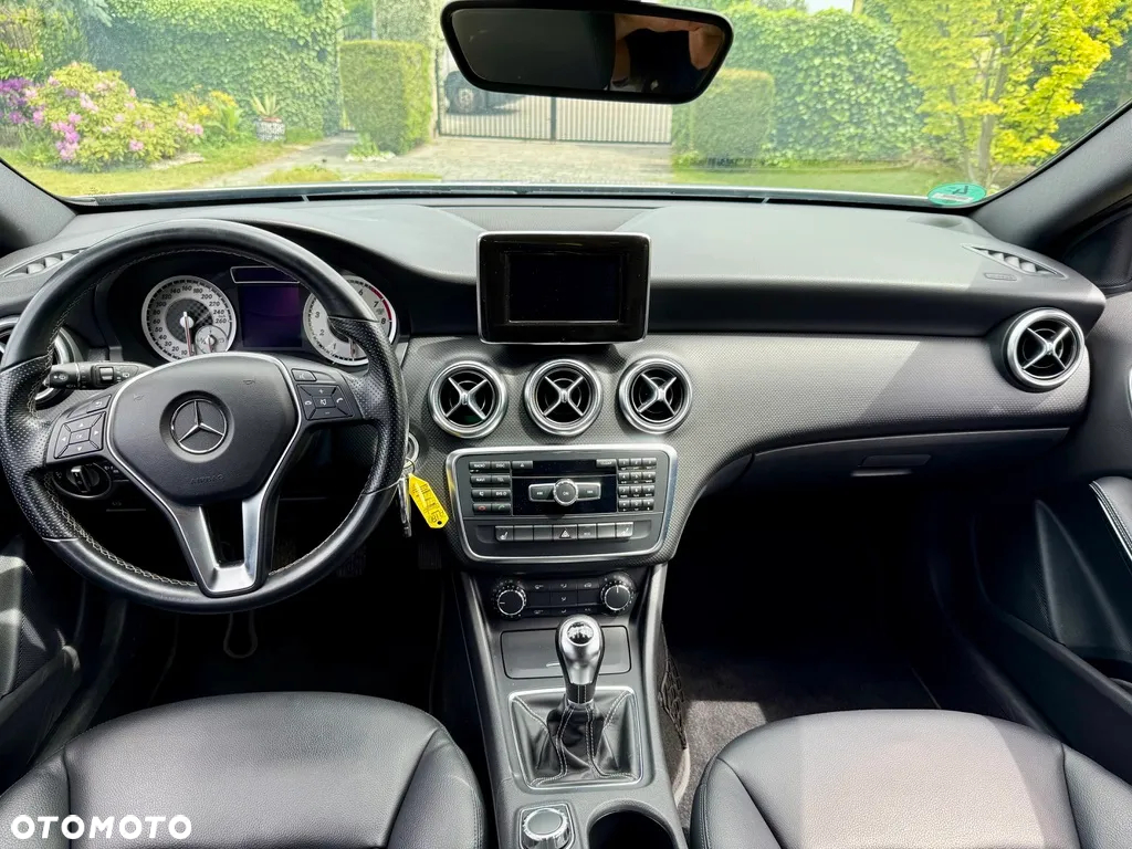 Mercedes-Benz Klasa A 180 AMG Line - 20
