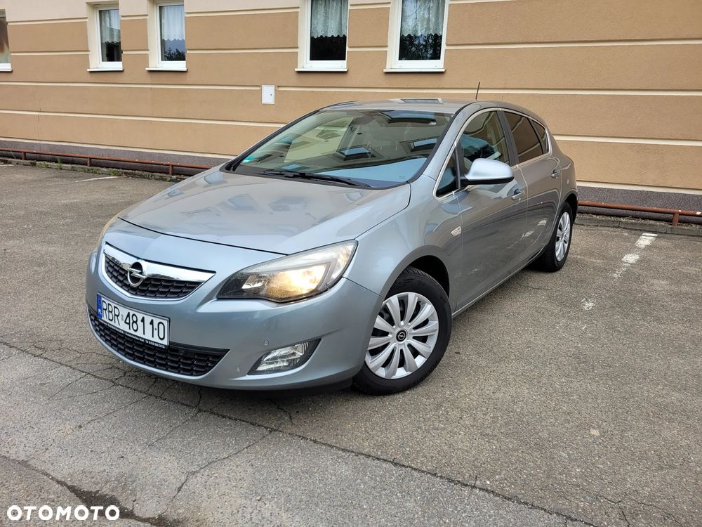 Opel Astra 1.4 Turbo Cosmo - 1