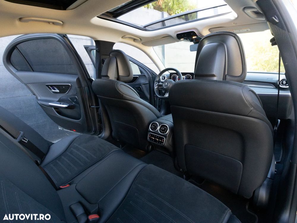 Mercedes-Benz C 300 9G-TRONIC AMG Line - 13