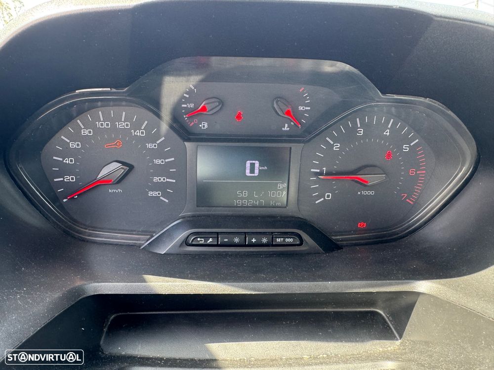 Peugeot Partner - 9