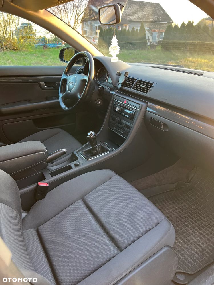 Audi A4 Limousine 1.8T - 18