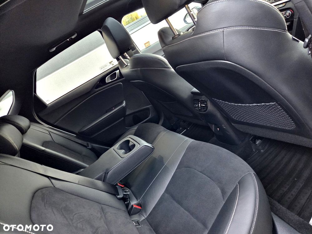 Kia ProCeed 1.5 T-GDI GT Line DCT - 25