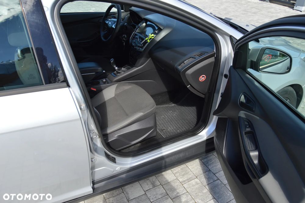 Ford Focus - 17