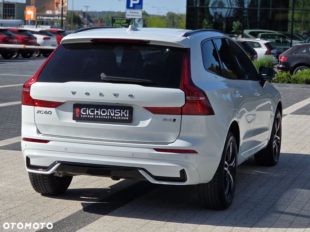Volvo XC 60 B4 D AWD R-Design - 18