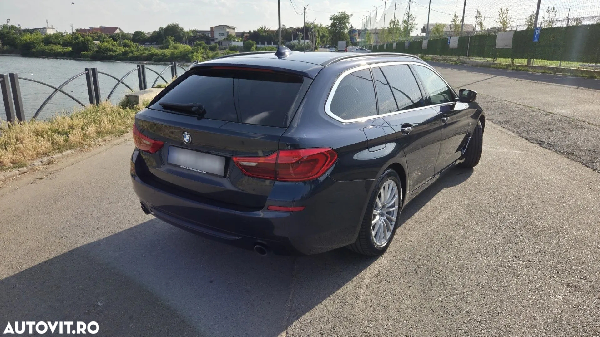BMW Seria 5 525d Touring Aut. Sport Line - 6