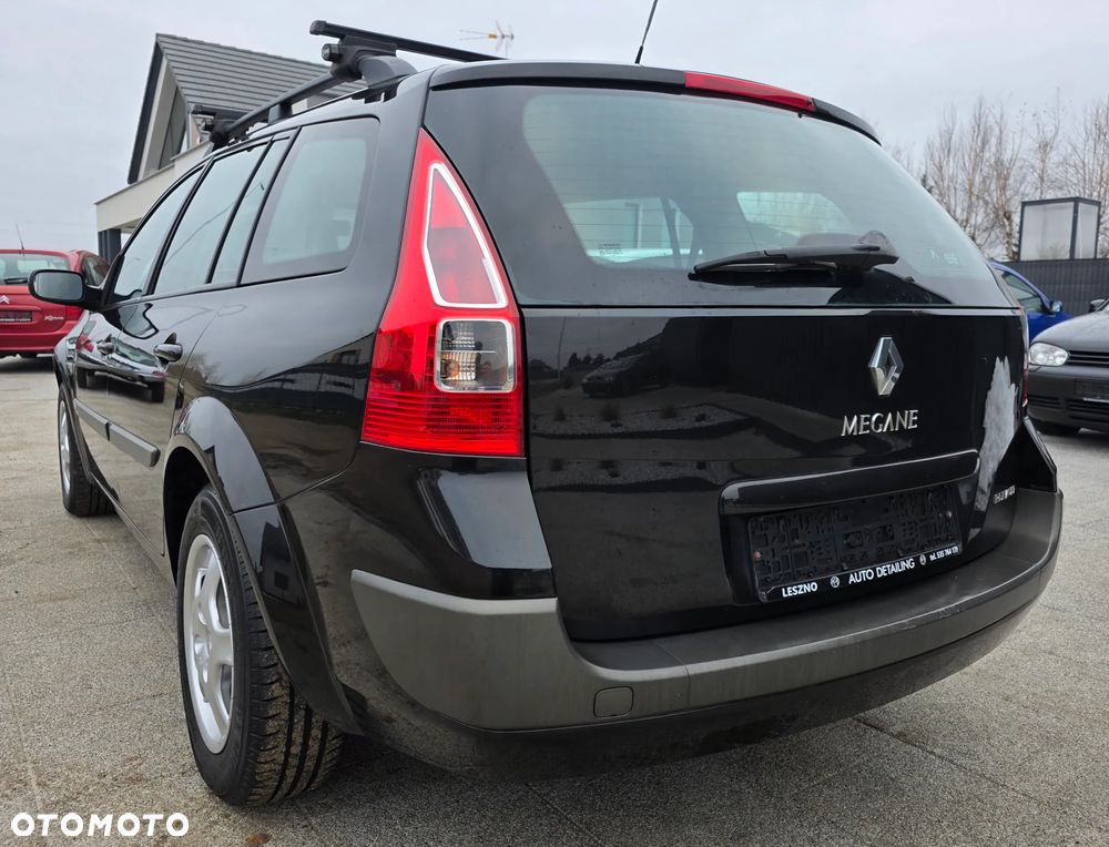 Renault Megane 1.6 Dynamique - 8