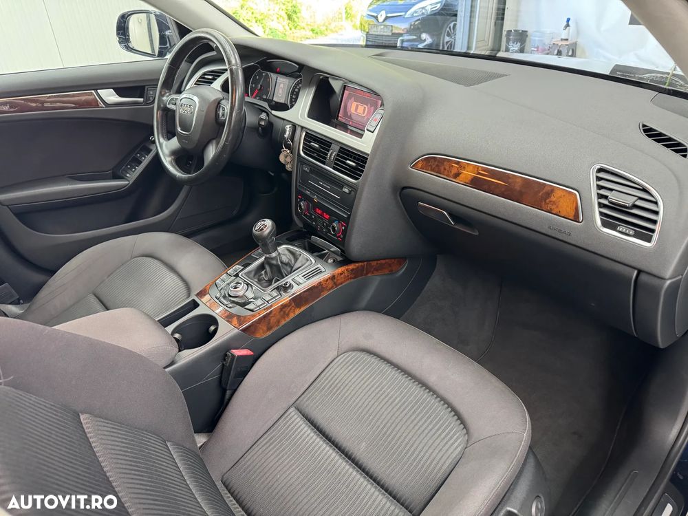 Audi A4 Limuzina 2.0 TDI DPF Attraction - 20
