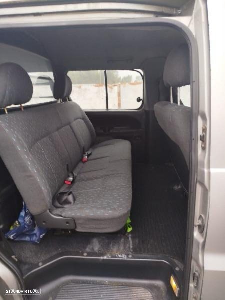 Hyundai H-1 Starex - 5