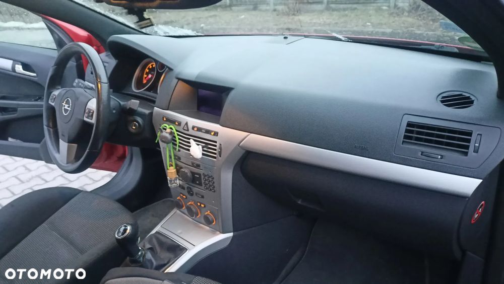 Opel Astra 1.6 T Sport - 9