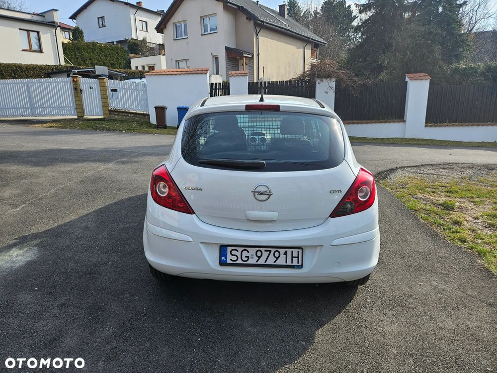 Opel Corsa VAN - 4