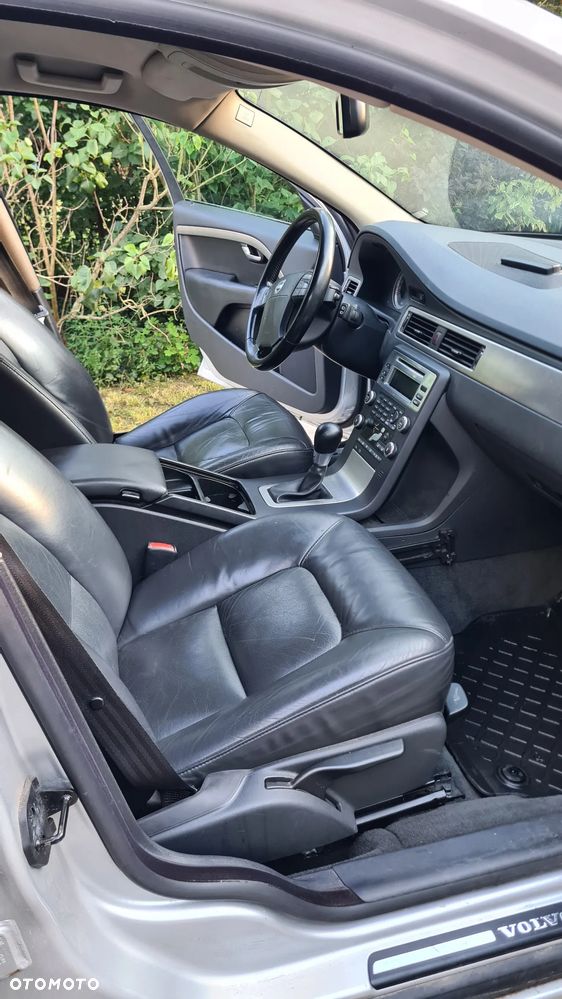 Volvo V70 2.0D Summum - 8