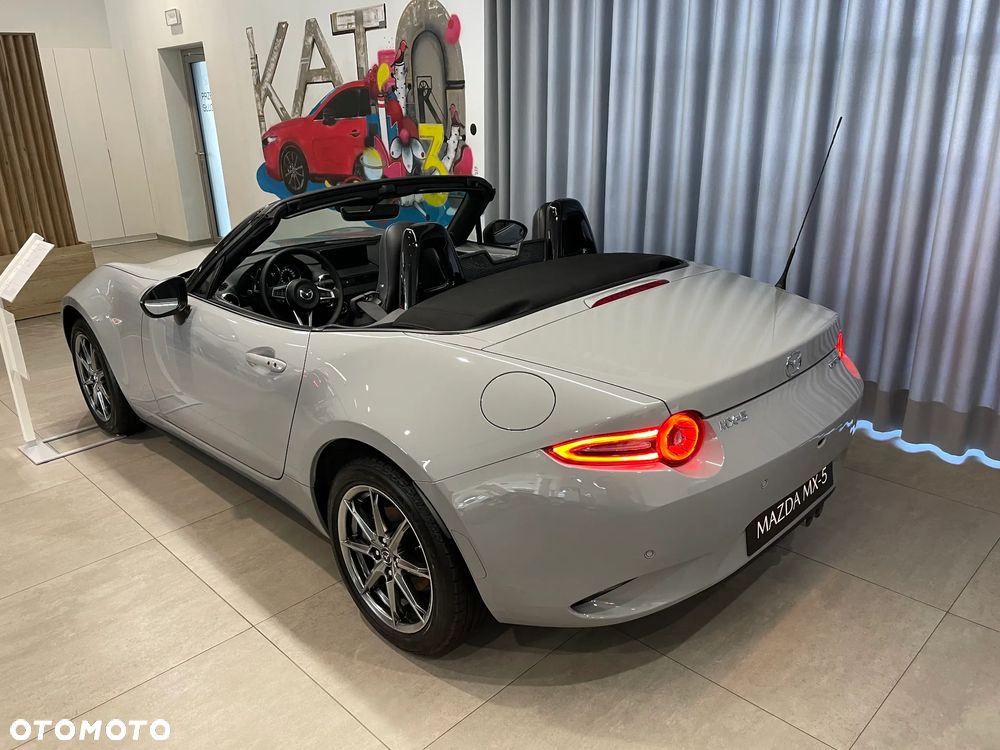Mazda MX-5 1.5 Exclusive-Line - 4