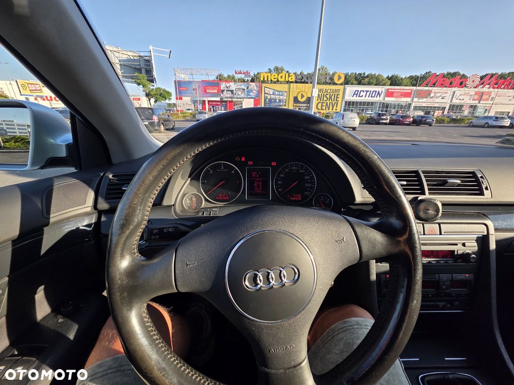 Audi A4 - 8