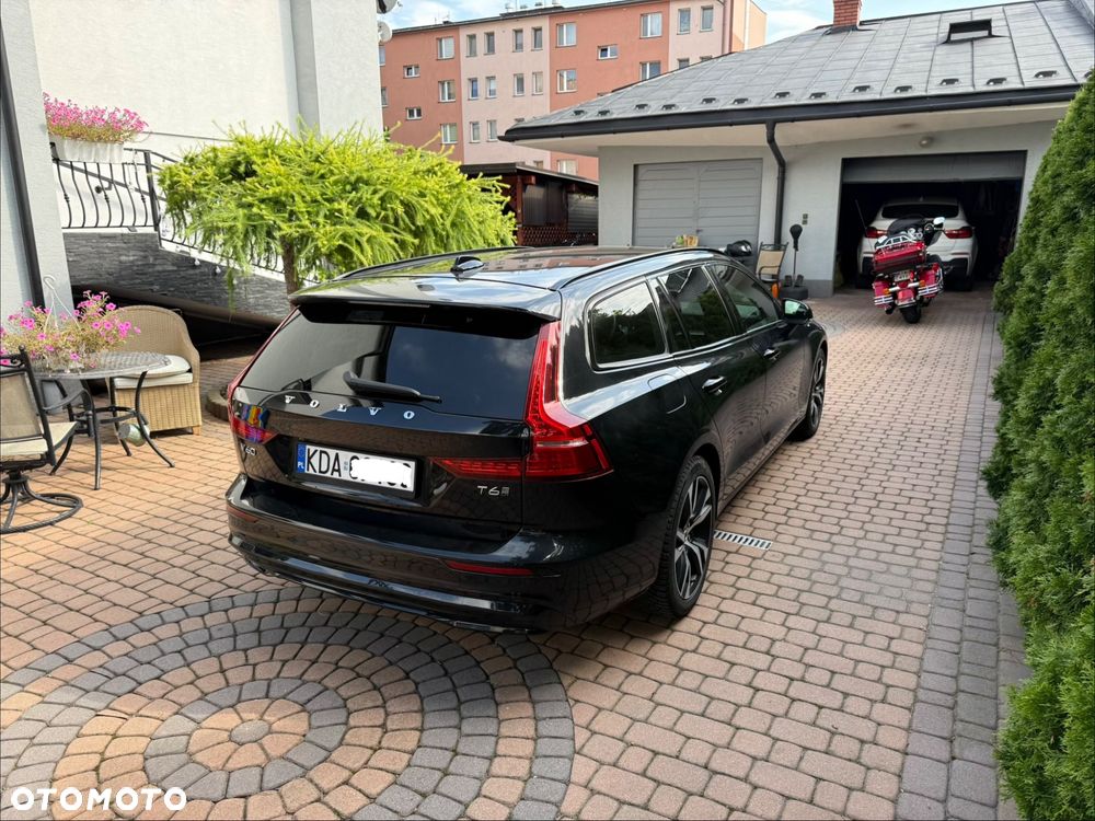 Volvo V60 T6 AWD Plug-In Hybrid Ultra Dark - 7