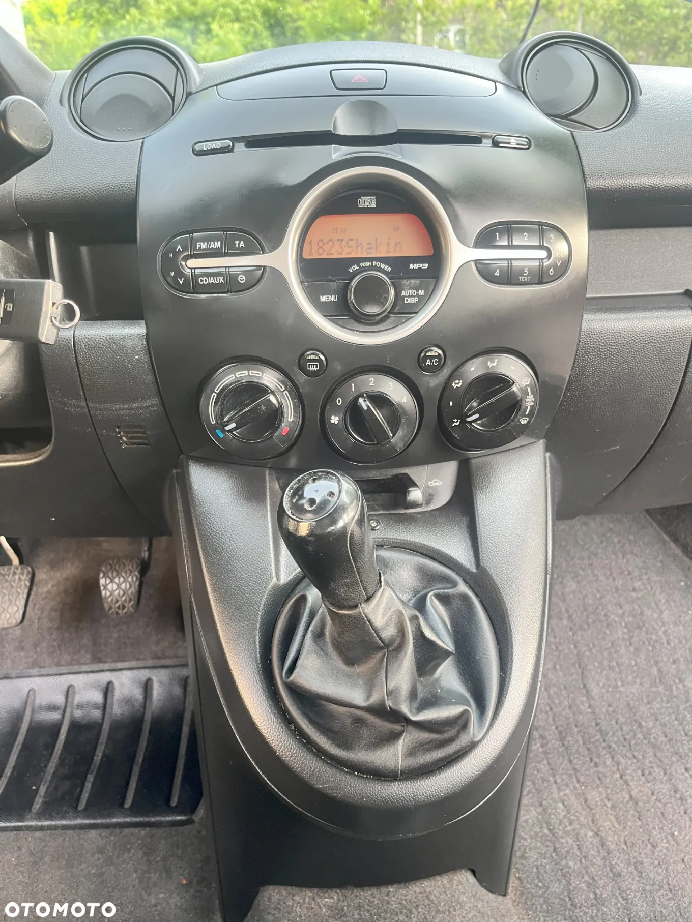 Mazda 2 - 9
