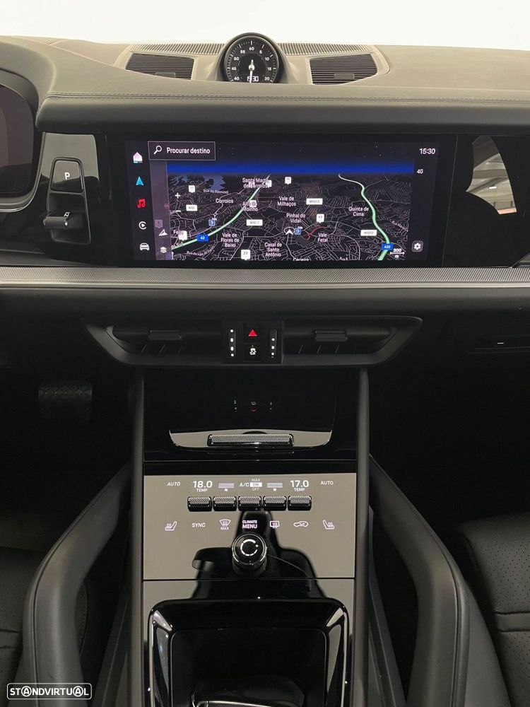 Porsche Cayenne Coupé E-Hybrid - 30