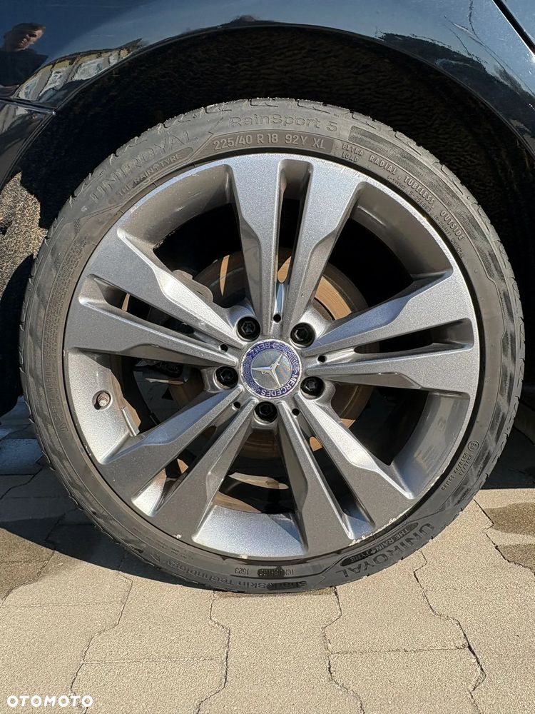 Mercedes-Benz CLA 180 UrbanStyle Edition - 18