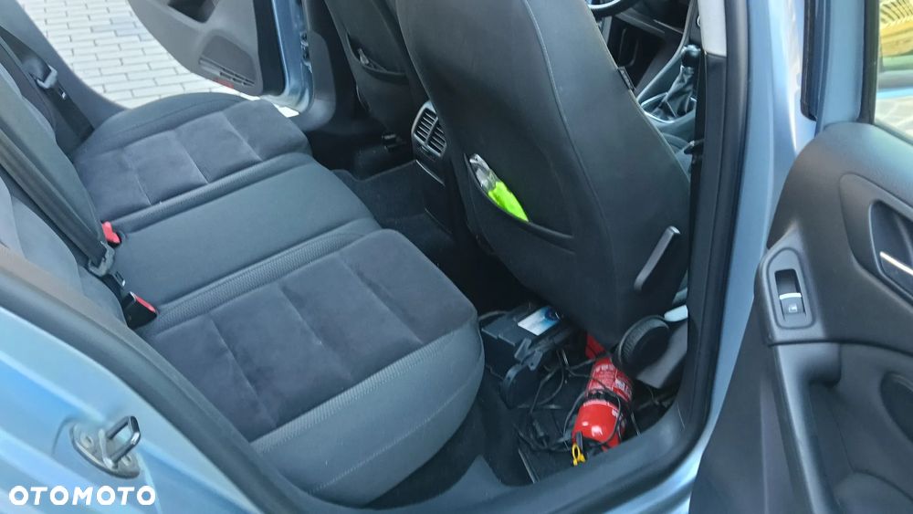 Volkswagen Golf 1.4 TSI Highline - 9