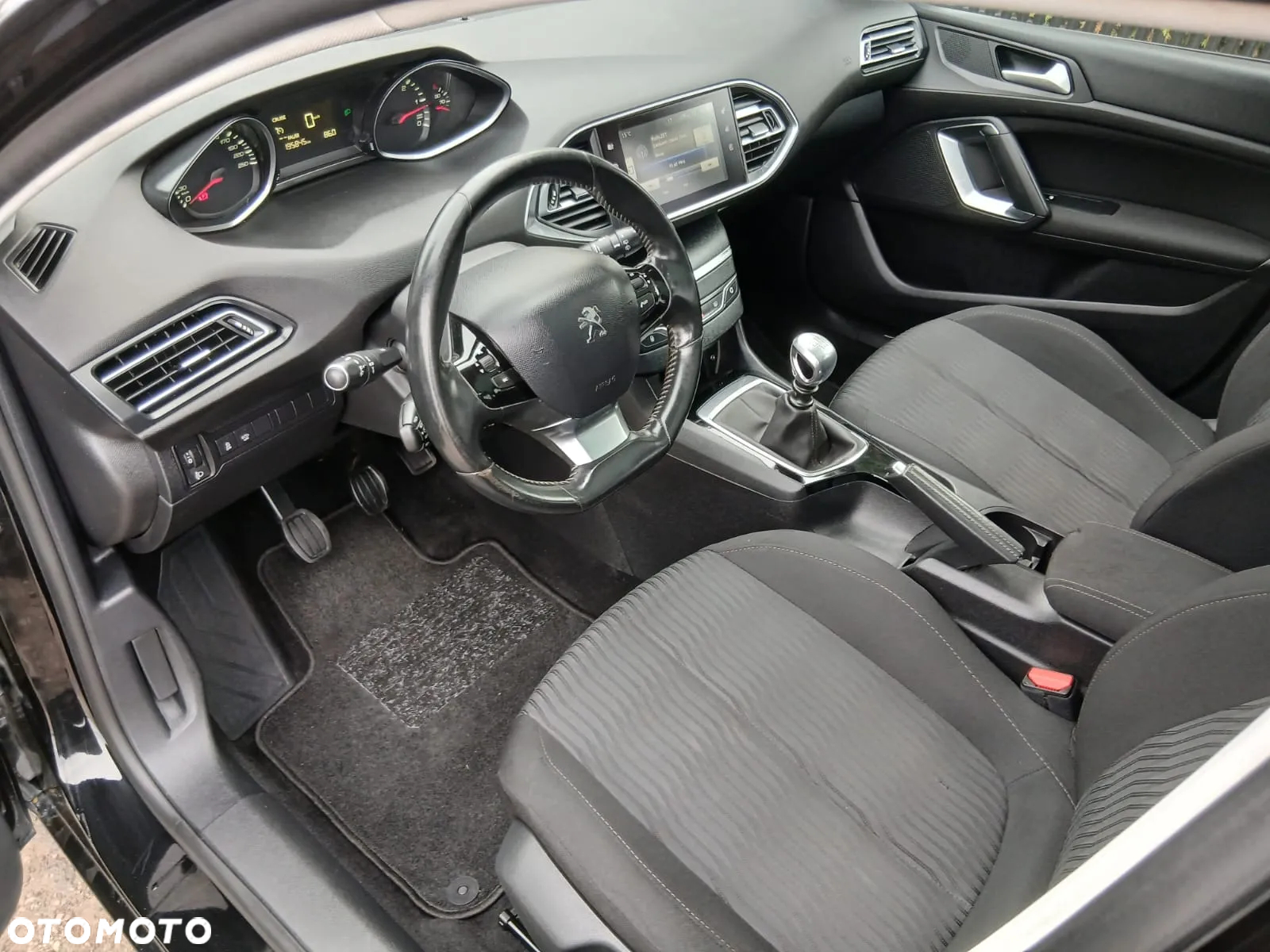 Peugeot 308 1.6 BlueHDi Business Line S&S - 20