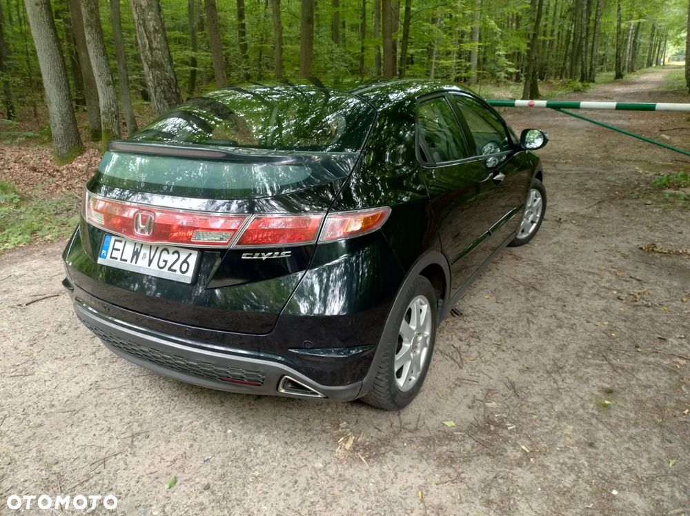 Honda Civic 1.8 Comfort - 8