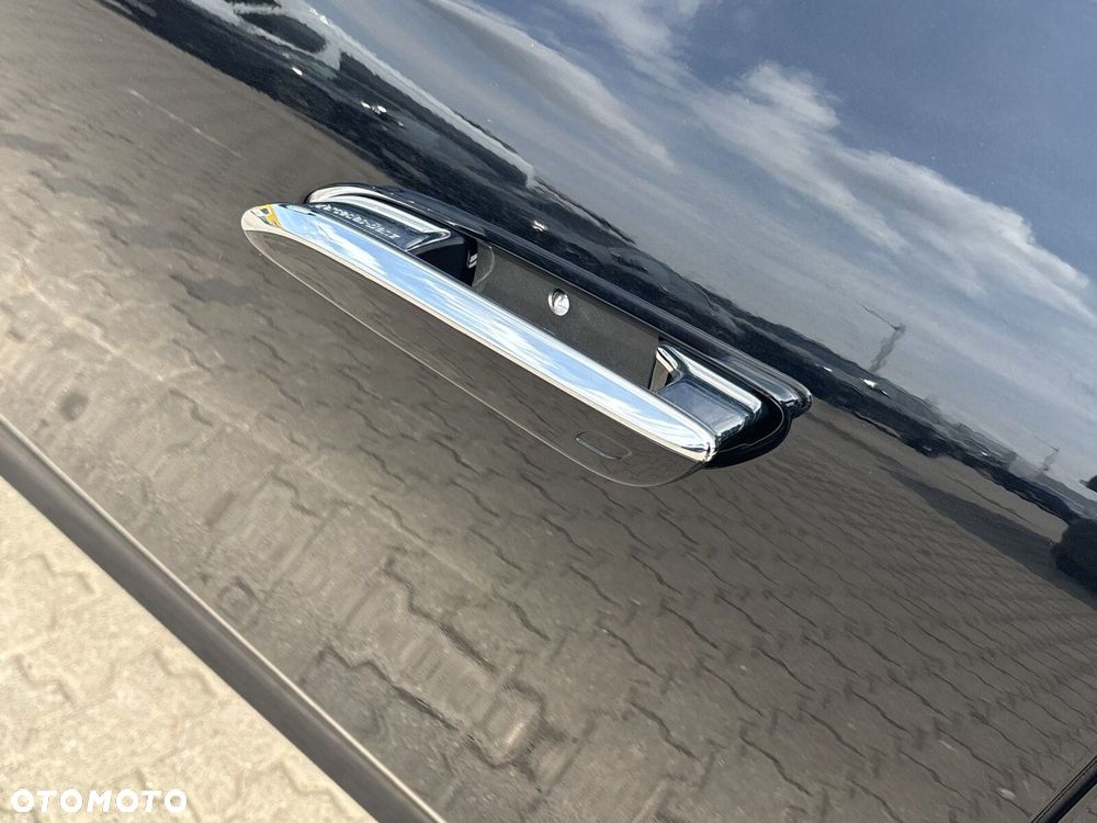 Mercedes-Benz Klasa E 200 d mHEV Avantgarde 9G-Tronic - 13