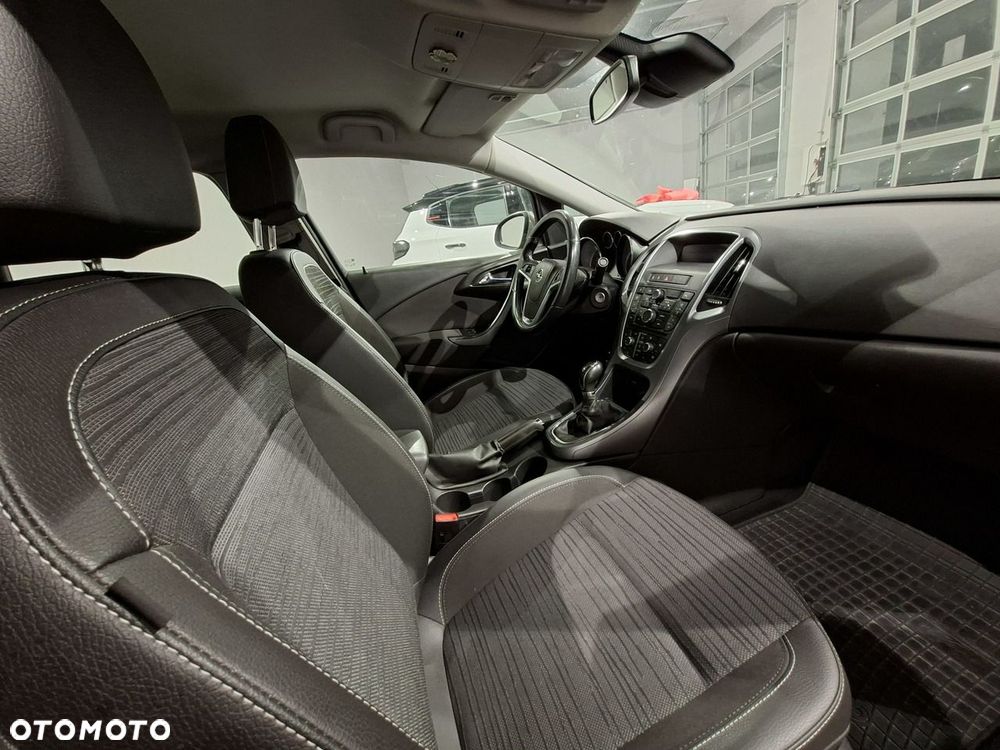 Opel Astra - 20