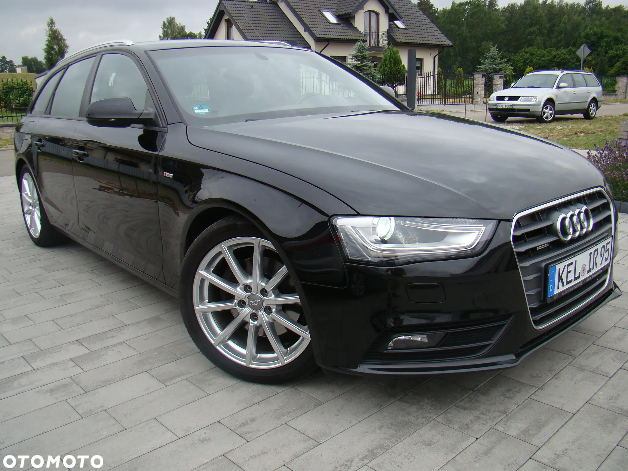 Audi A4 Avant 2.0 TDI DPF quattro S tronic S line Sportpaket - 2
