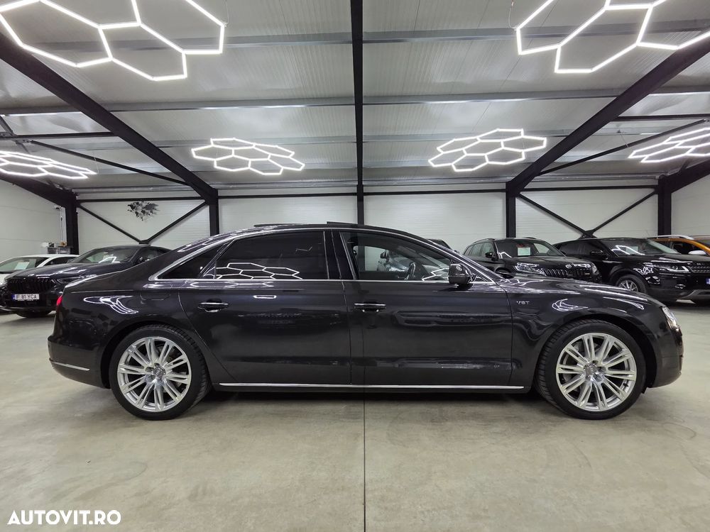 Audi A8 4.2 TDI DPF (clean diesel) quattro tiptronic Lang - 33