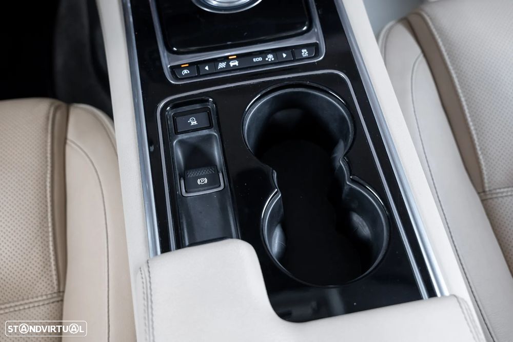 Jaguar XE 2.0 D Prestige Aut. - 20