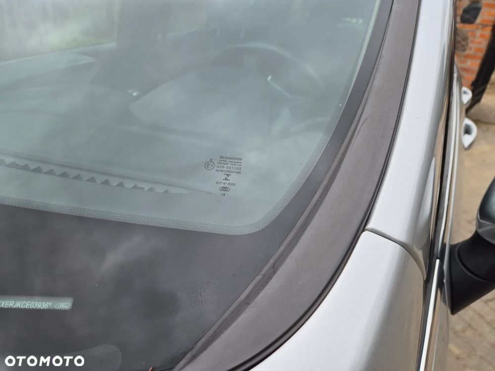 Ford B-MAX 1.6 TDCi SYNC Edition - 11