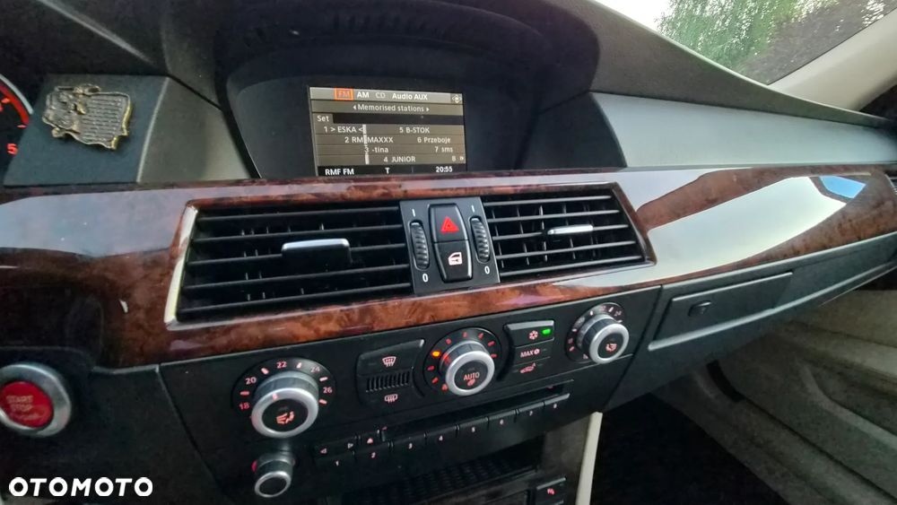 BMW Seria 5 520d Special Edition - 17
