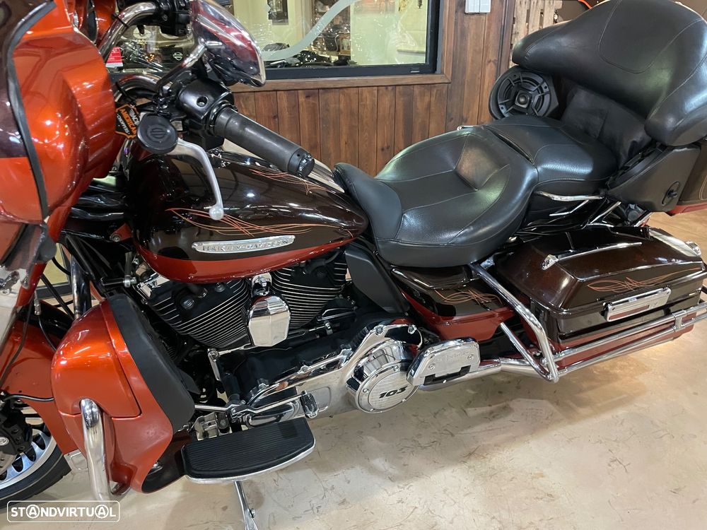 Harley-Davidson Electra Glide Ultra Classic - 13