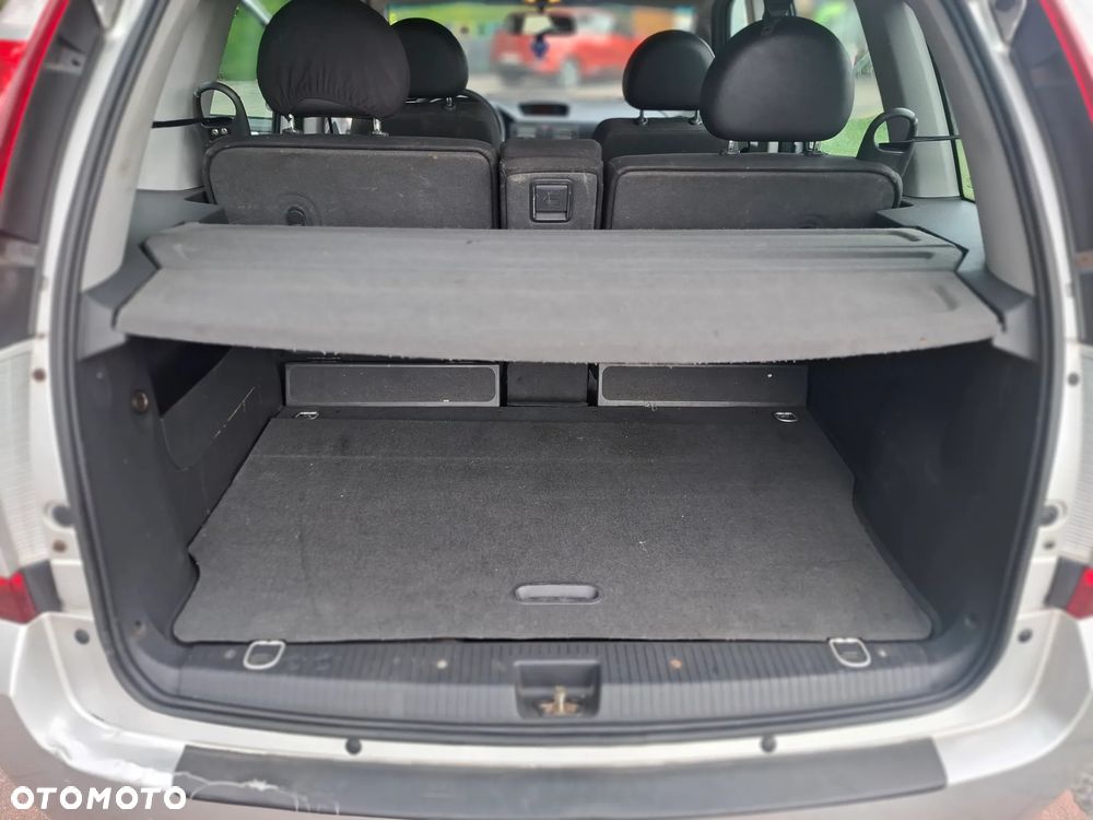 Opel Meriva 1.6 16V (Essentia) - 10