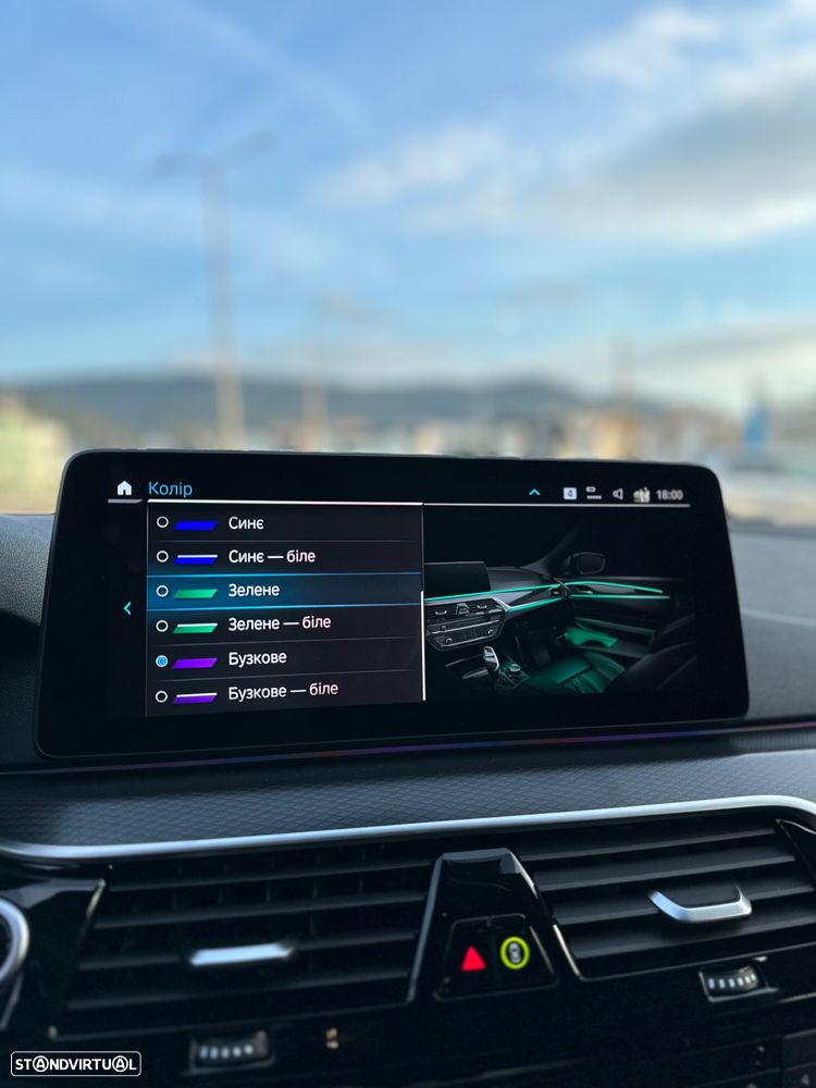 BMW 530 e Pack Desportivo M - 39