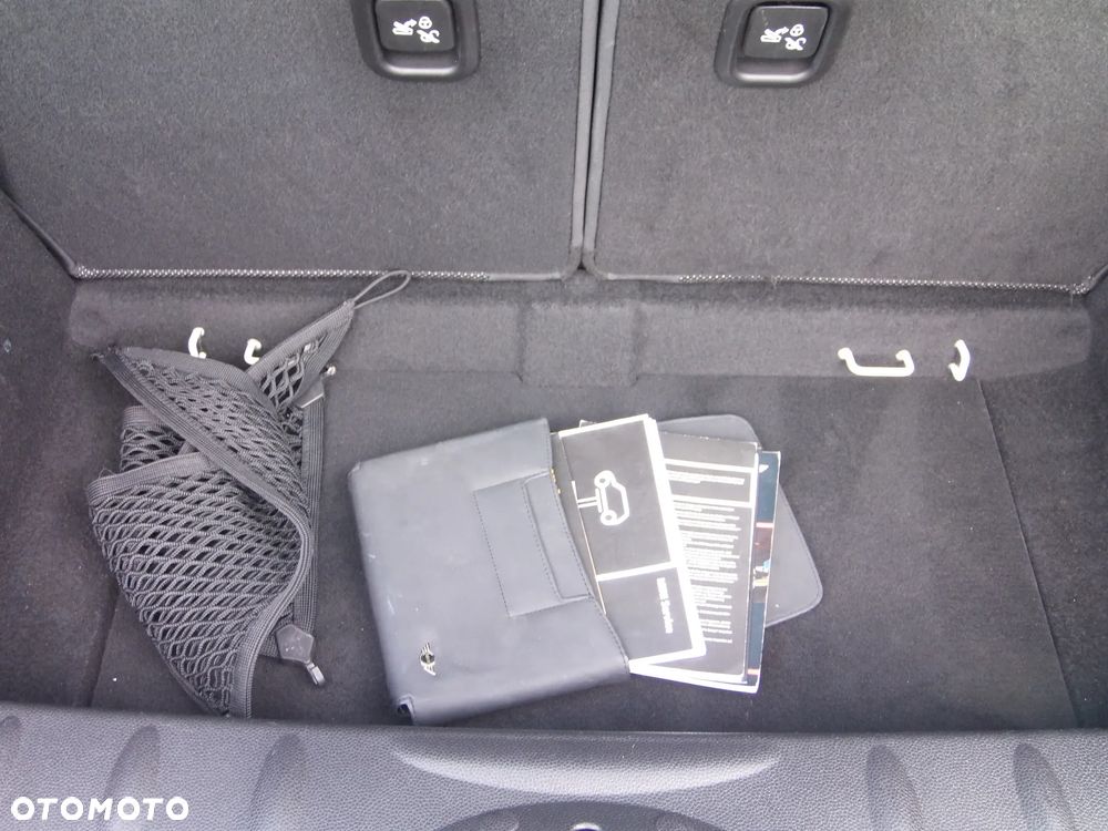 MINI ONE - 10