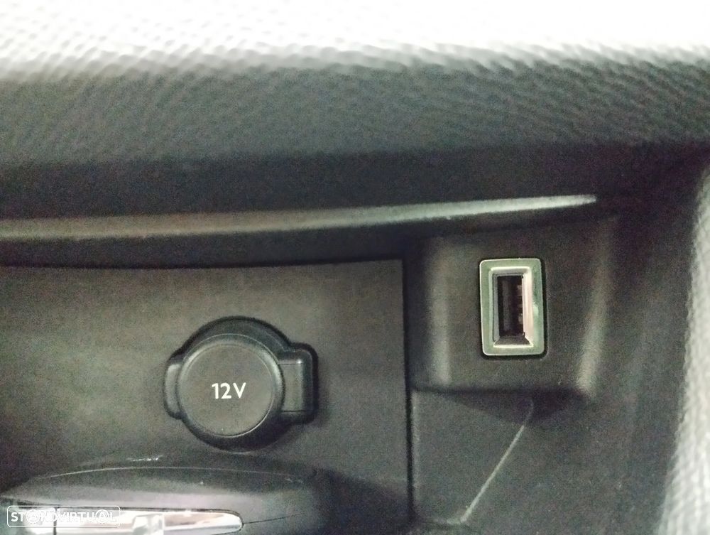 Peugeot 308 SW 1.5 BlueHDi GT Line EAT8 - 33