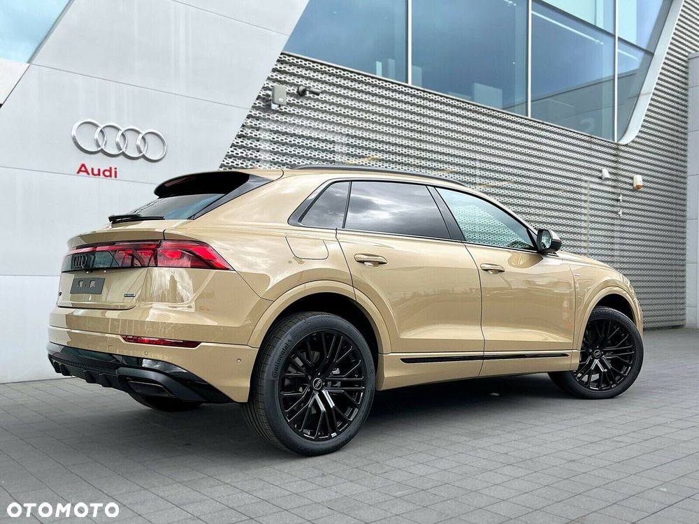 Audi Q8 - 7