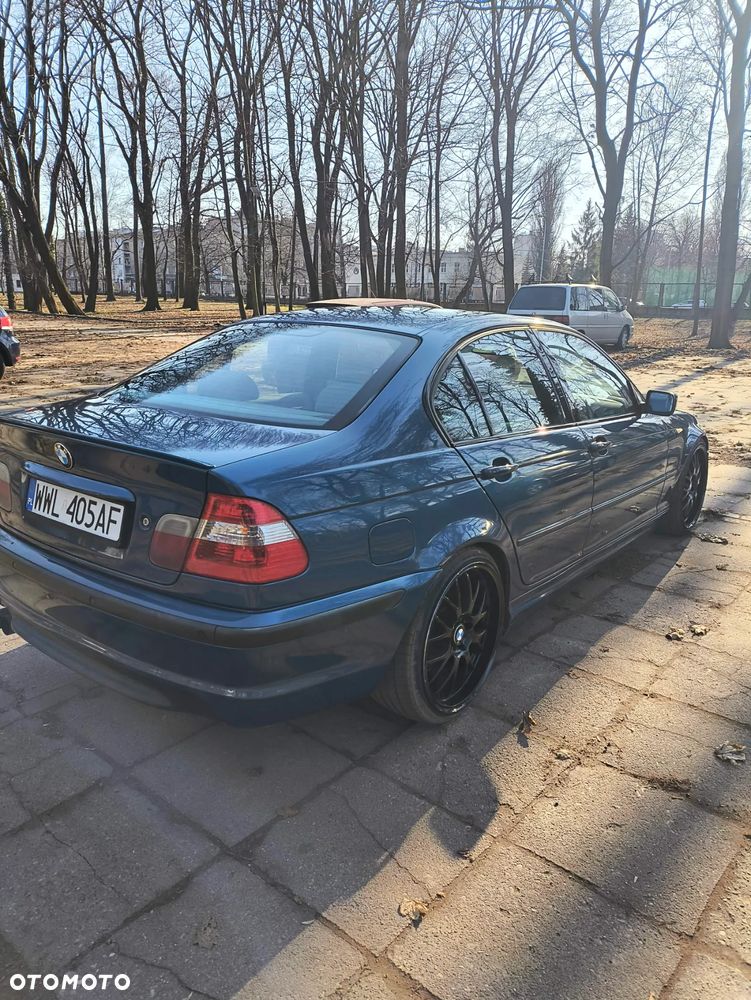 BMW Seria 3 325i Edition Sport - 4