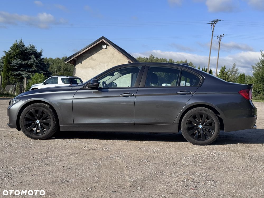 BMW Seria 3 318d - 9