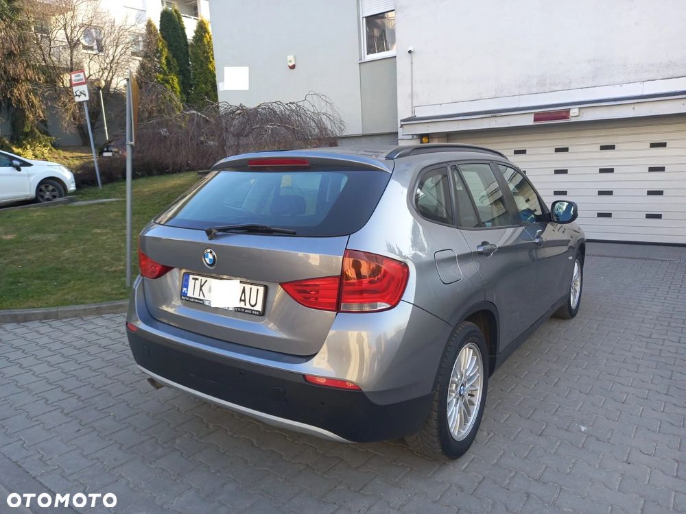 BMW X1 xDrive20d - 12