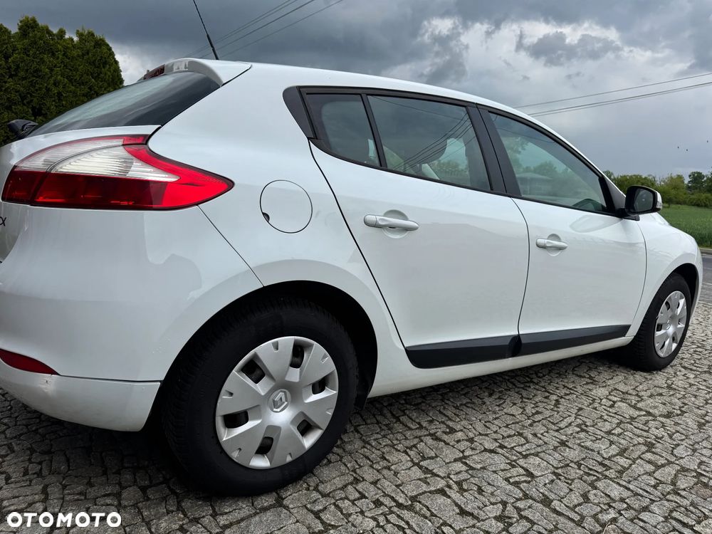 Renault Megane 1.6 16V 110 Expression - 12