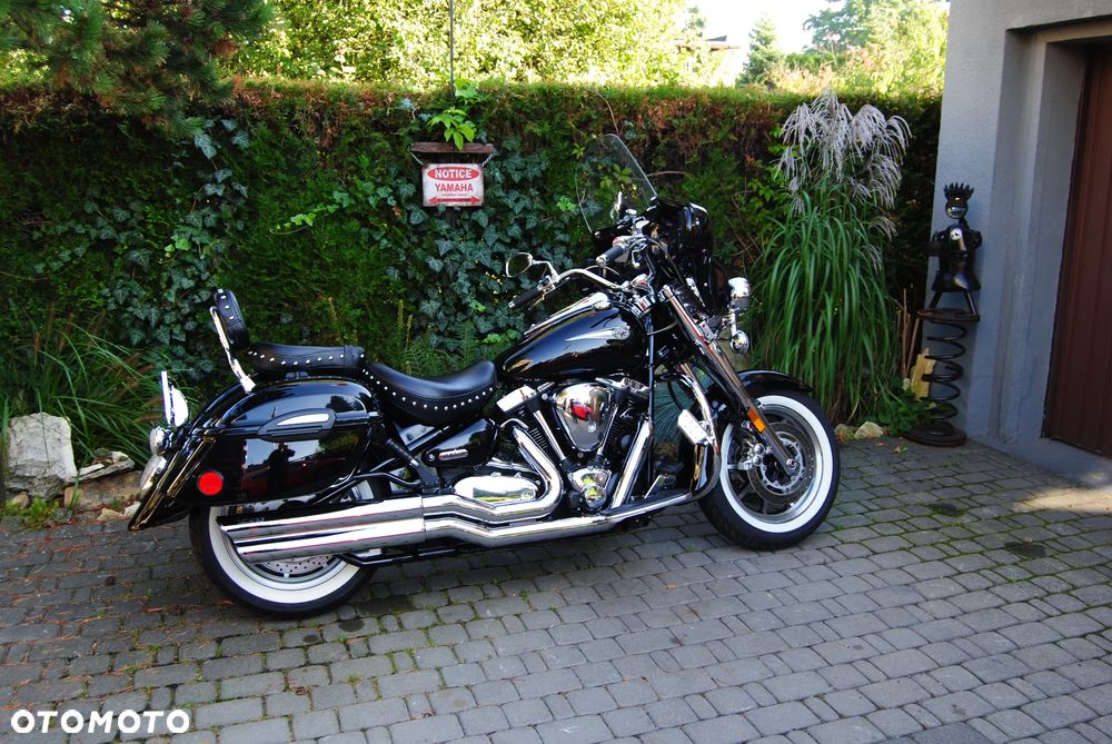 Yamaha Road Star - 17