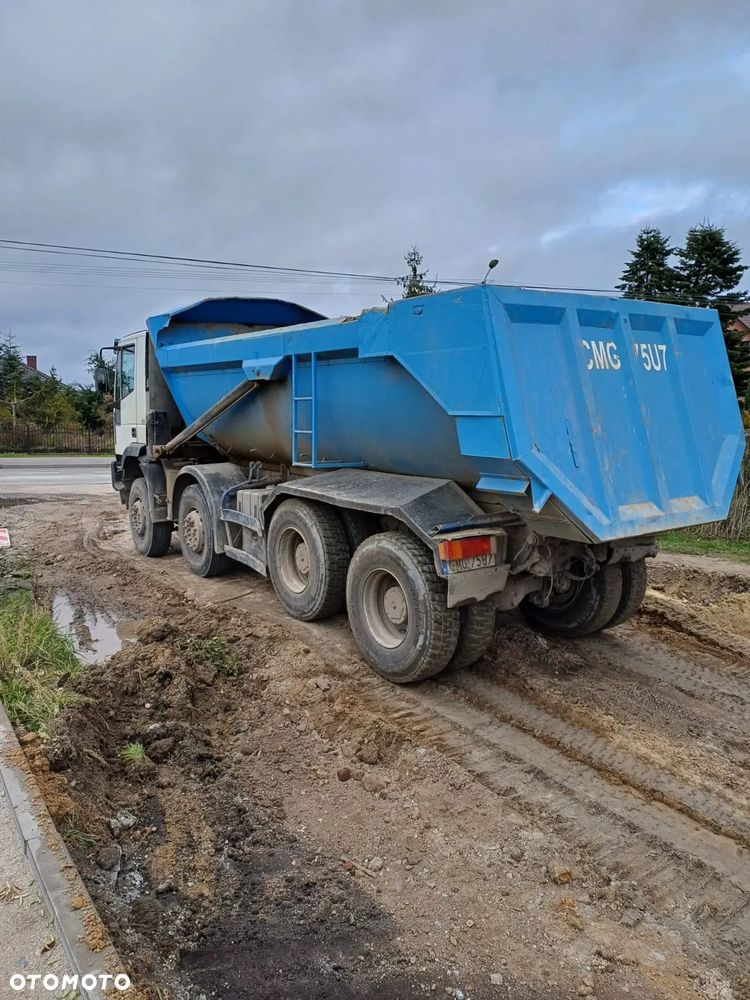 Iveco Eurotrakker - 3